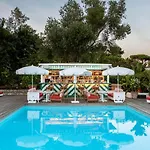 La Tartane ホテル