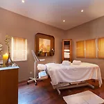 Hotell La Tartane 5*