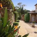 La Tartane ホテル
