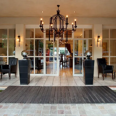 La Tartane 5* Сен-Тропе