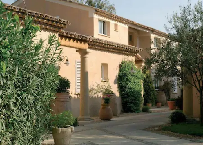 La Tartane سان تروبيه